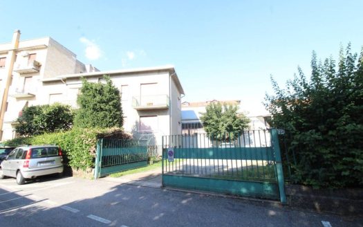 Casa indipendente, Sei locali, Arcore, 631 mq
